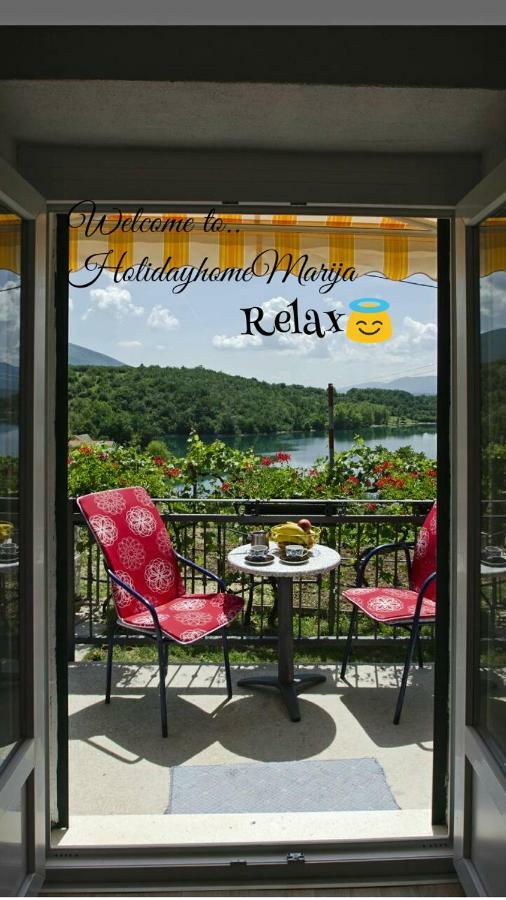 Holiday Home Marija Vrlika Bagian luar foto